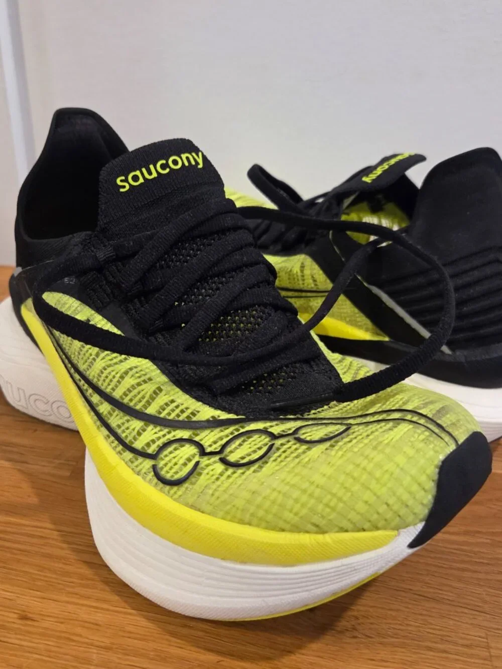 Saucony Endorphin Elite 2 Running Shoes Citron Black